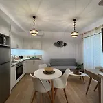 Calm Joy & J - Jay Apartamento Ermoupoli