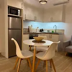 Calm Joy & J - Jay Apartamento *