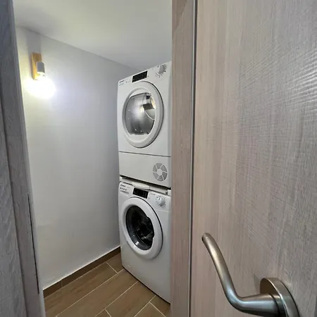 Apartamento Calm Joy & J - Jay Hermópolis