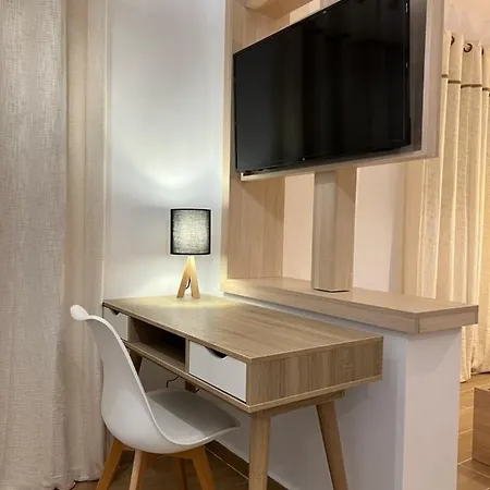 Calm Joy & J - Jay Apartment