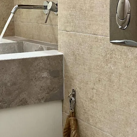 Calm Joy & J - Jay Apartment Ermoupoli