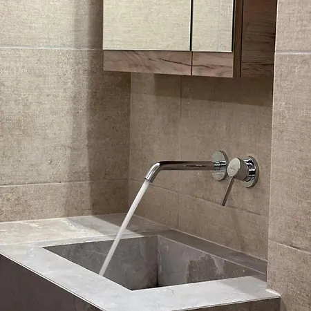 Calm Joy & J - Jay Apartment Ermoupoli