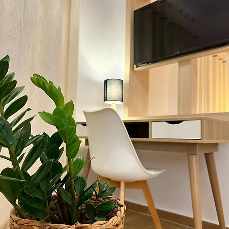 Calm Joy & J - Jay Apartmán